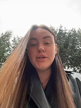 KiraSunshine webcam