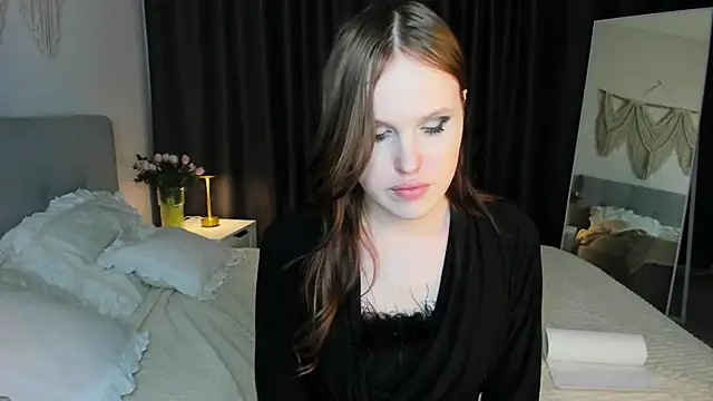 EffieMinki webcam