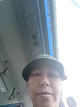 2HotAsain4u webcam