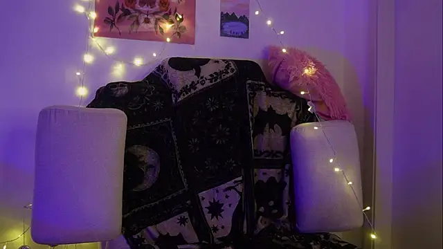 ari_kat webcam