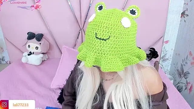 SafiroAgataaa webcam