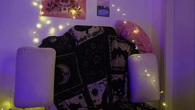 ari_kat webcam