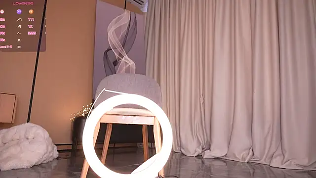 Amelyisthatyou webcam
