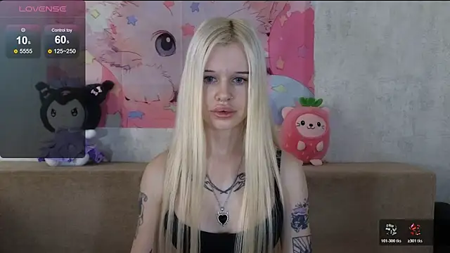 HoneyGold_ webcam
