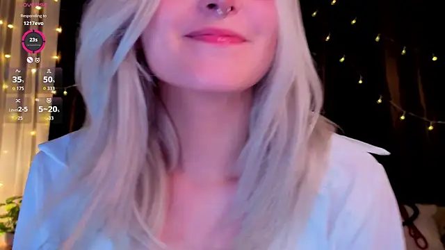 ShyniAlice webcam