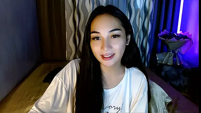 SweetLilly_18 webcam