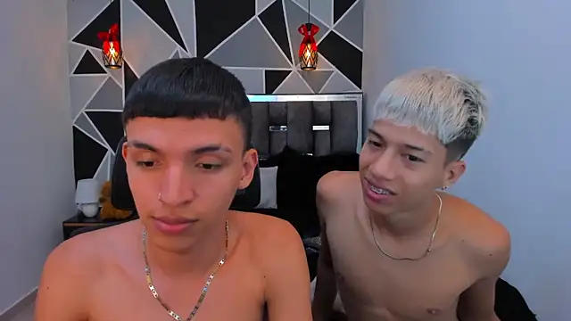 juan_nd_steven - Juan_Nd_Steven's free webcam - UK Sex Cams