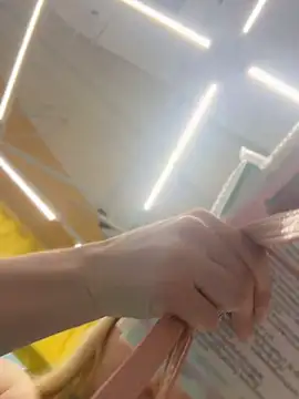 AmmyHot webcam