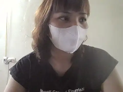 Angela-Eira webcam