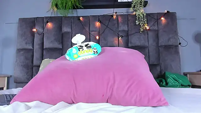 DulceAurora__ webcam