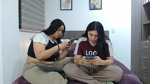 Scarlett_Jazmin webcam