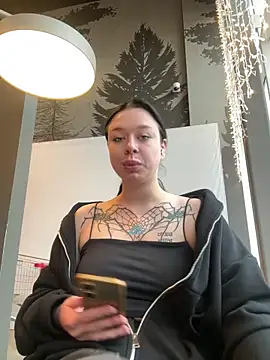 AlishaOfThorns webcam