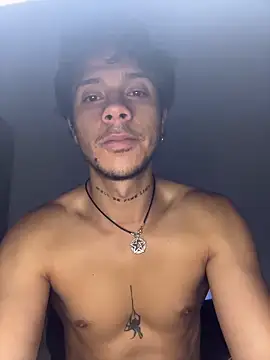 ErosDominant webcam