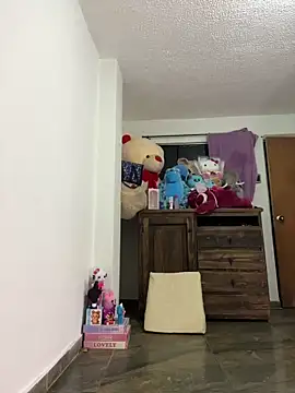 -Mellani- live sex cam