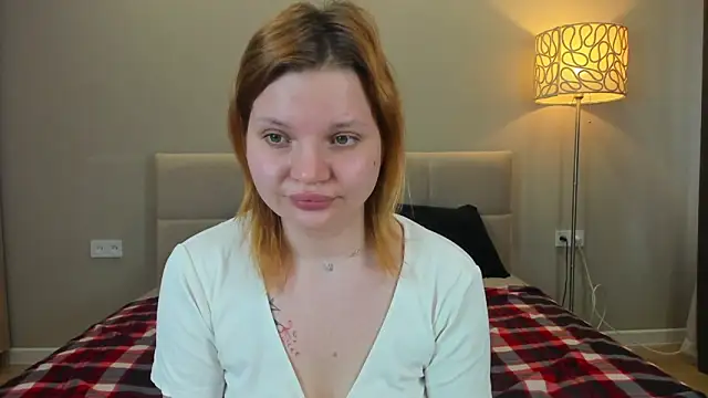 babyyullii webcam