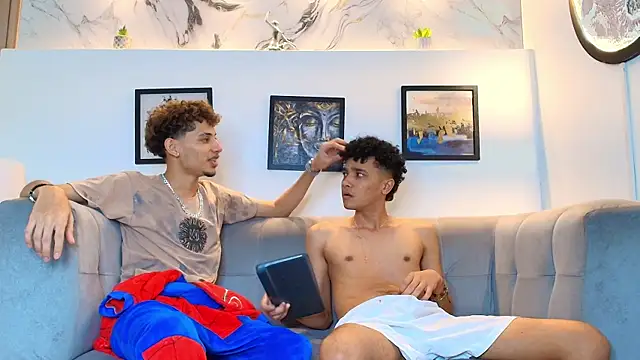 YOUNG_BOYS_HELL webcam