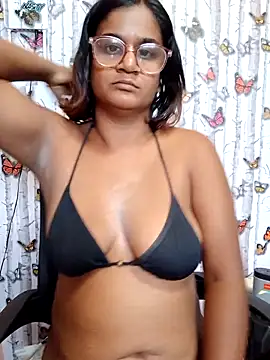 indianstrawberrylips4u webcam