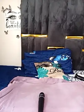 Divine_Beautyxx webcam