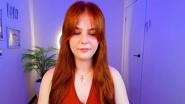 Elle_Funning webcam
