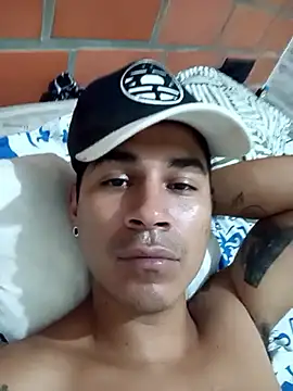 carlosmgu111 webcam