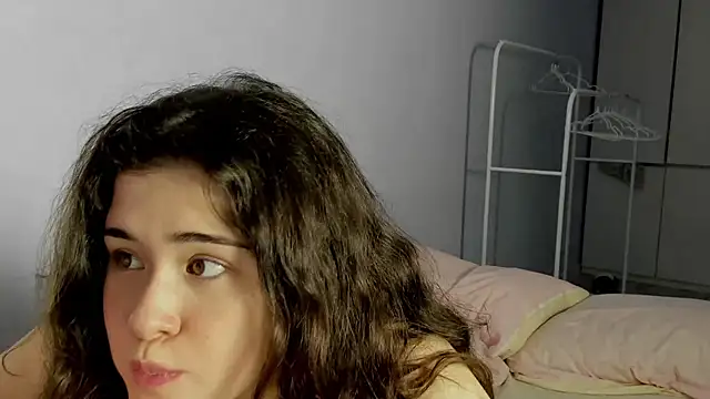 ChloeBlisss webcam