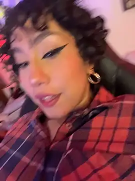 ZahaRoseee webcam