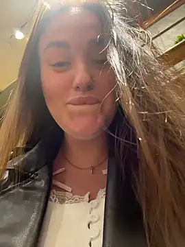 KiraSunshine webcam