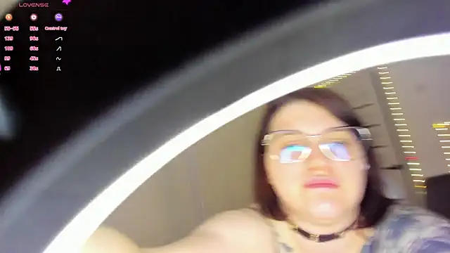 Ophelia_mm webcam