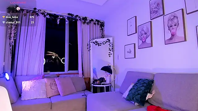 Bella_ev webcam