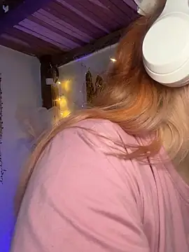 Sophia_Weest99 webcam