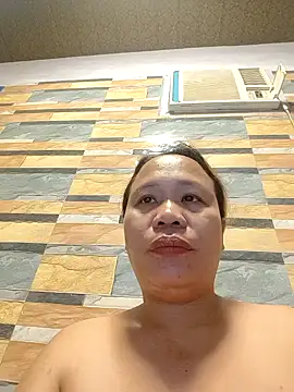squirtshantal webcam