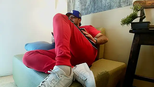TROY_KIRK webcam