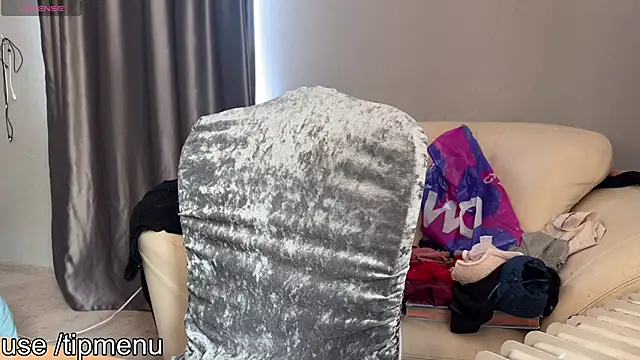 emily_is_here_ webcam