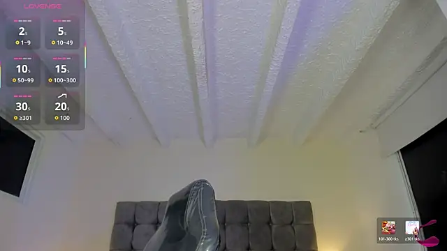 Dark_hairy_ webcam
