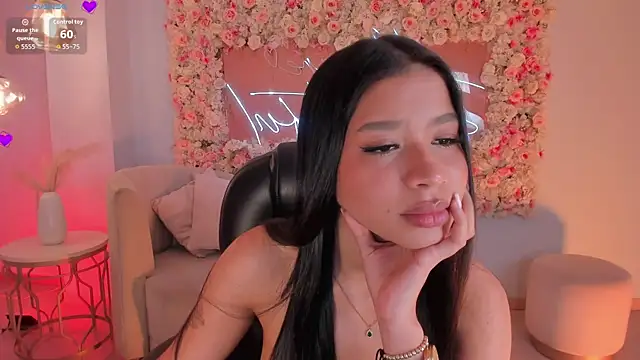 SophieHouston_ webcam