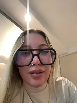 Mialunaxx