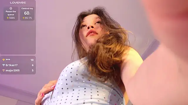 MaryNixon_ webcam