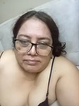 Momlions webcam