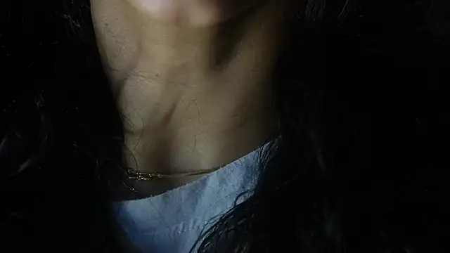 -AyeshaSinghania- webcam