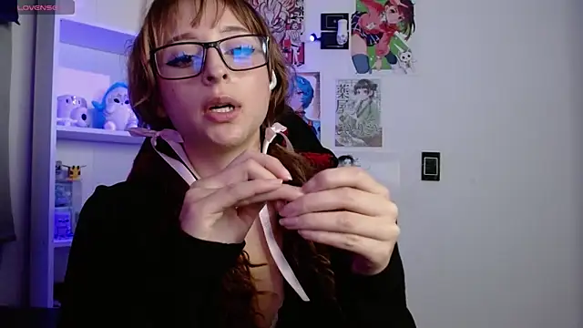 CelesteAyase webcam