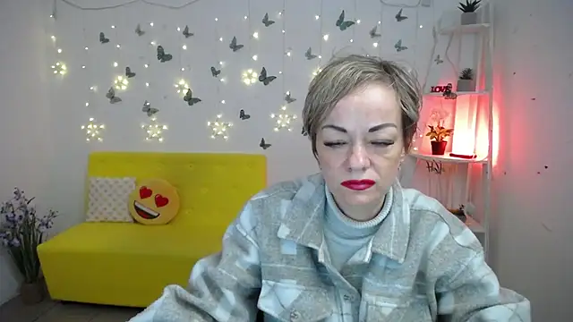 NikaMayu webcam