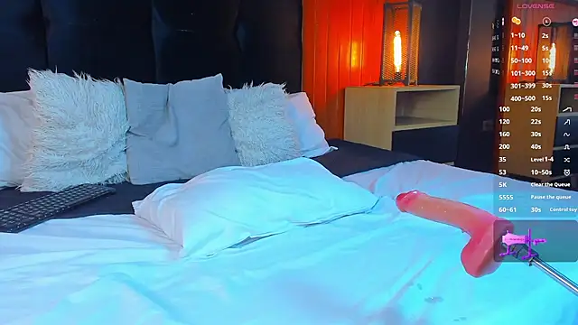 Leo_Savage_ webcam