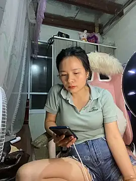 Ivy_Trix2 webcam