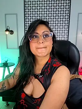 Amber_gold_ webcam