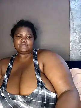ChubbyLucia webcam
