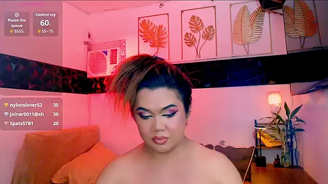 asiankatyhuge webcam