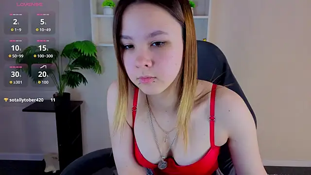 Lori_Bllossom webcam
