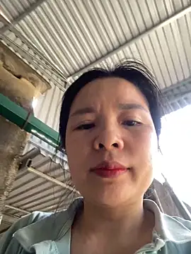 Ivy_Trix2 webcam