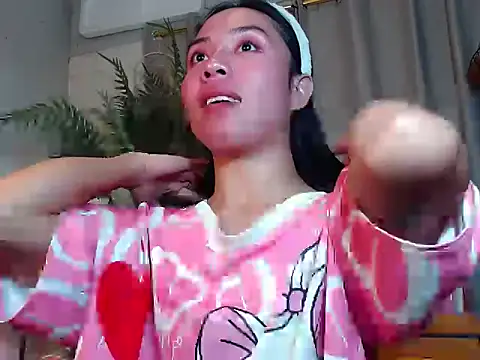 AsianTrixxx webcam