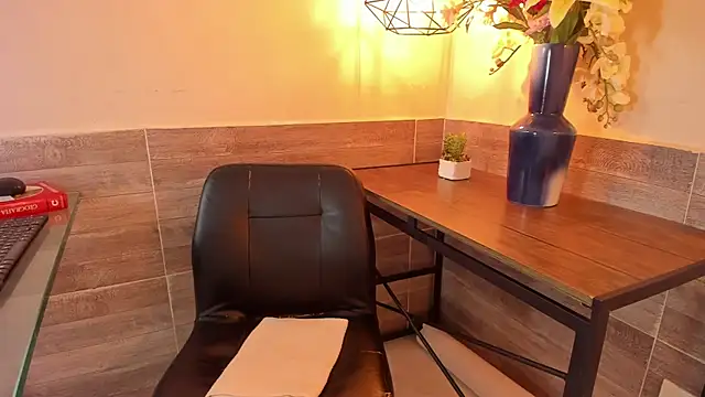 AlinaMorris webcam
